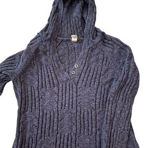 Aventura Large Blue sweater